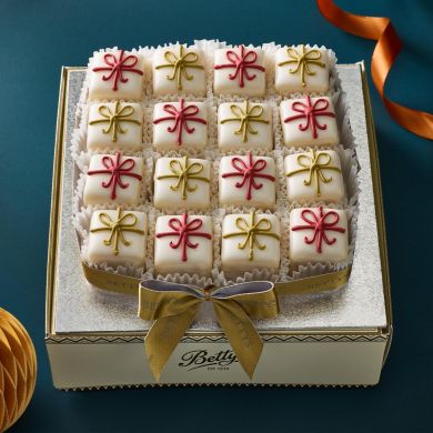 Christmas Fondant Fancy Party Cake