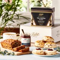 Tea & Scones Gift Selection